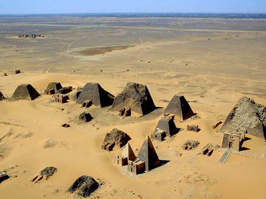 Meroe-Pyramids-2