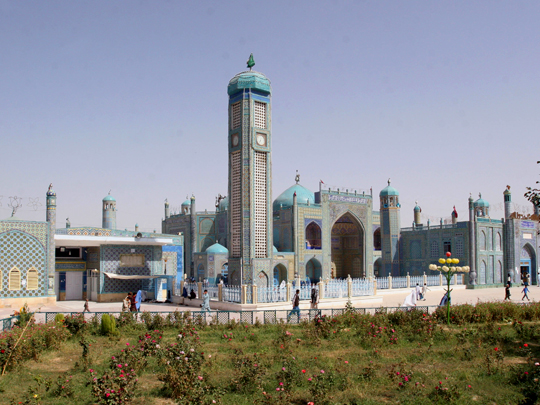 The-Blue-Mosque-Mazar-i-Sharif