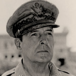 Douglas-MacArthur