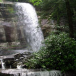 Rainbow-Falls-Trail