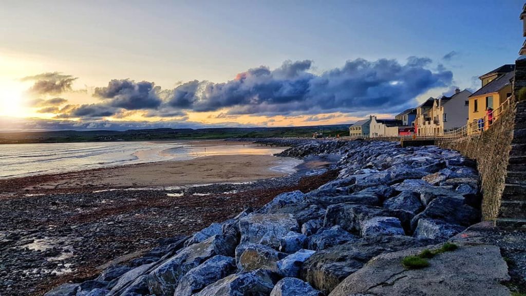 Lahinch - WanderPast