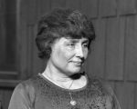 Helen_Keller_circa_1920_-_restored