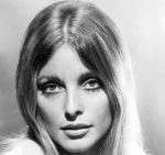 Sharon_Tate_Valley_of_the_Dolls_1967