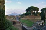 800px-Tombs_and_mausoleums_at_Necropolis_of_Porta_Nocera._Pompeii._Italy
