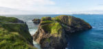 Carrick-a-Rede_Rope_Bridge_Northern_Ireland_-_Diliff