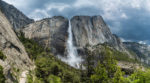 Yosemite_Falls_from_trail_Yosemite_NP_CA_US_-_Diliff